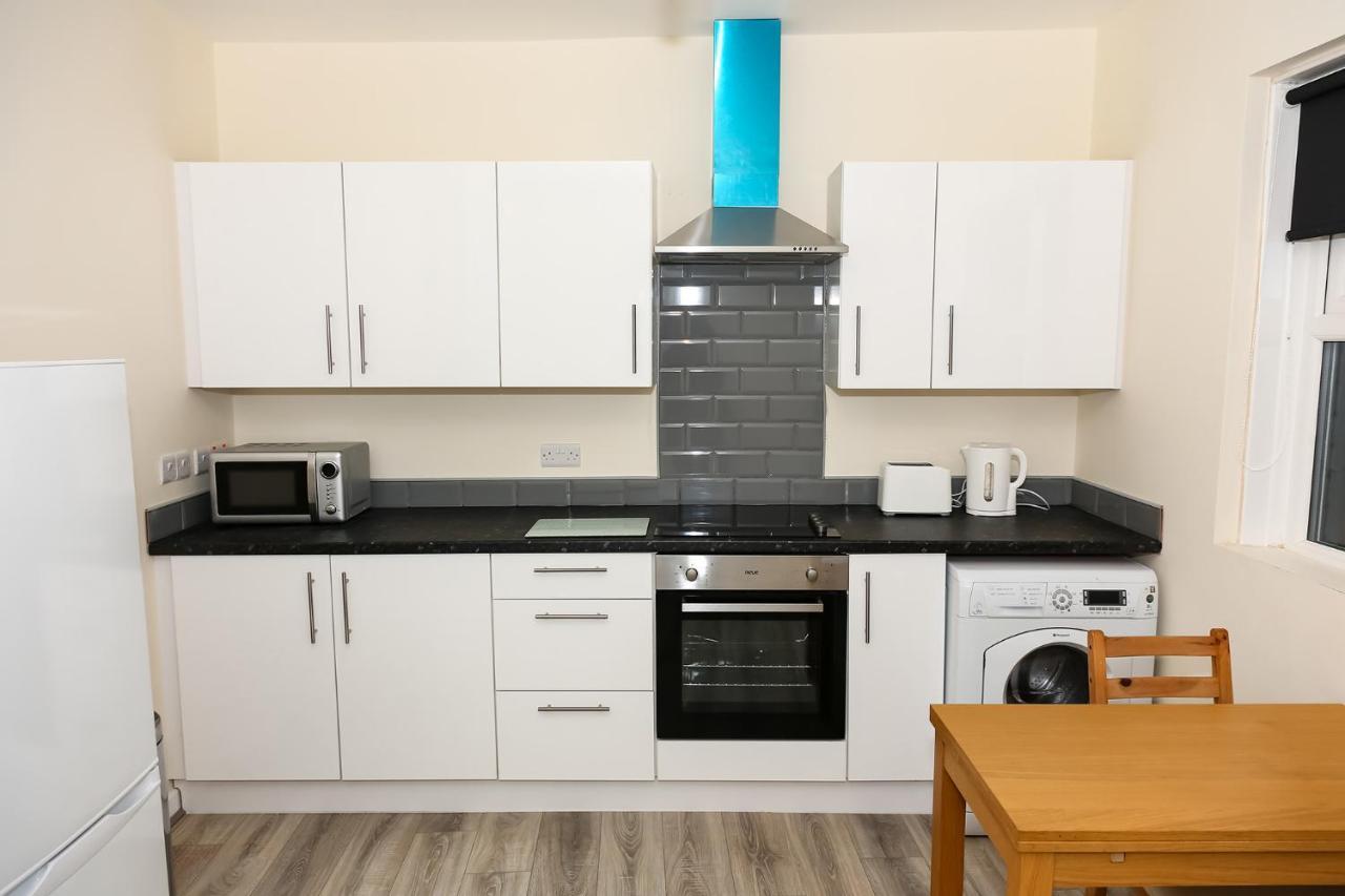 Alexander Apartments Rooms 1 Съндърланд Екстериор снимка